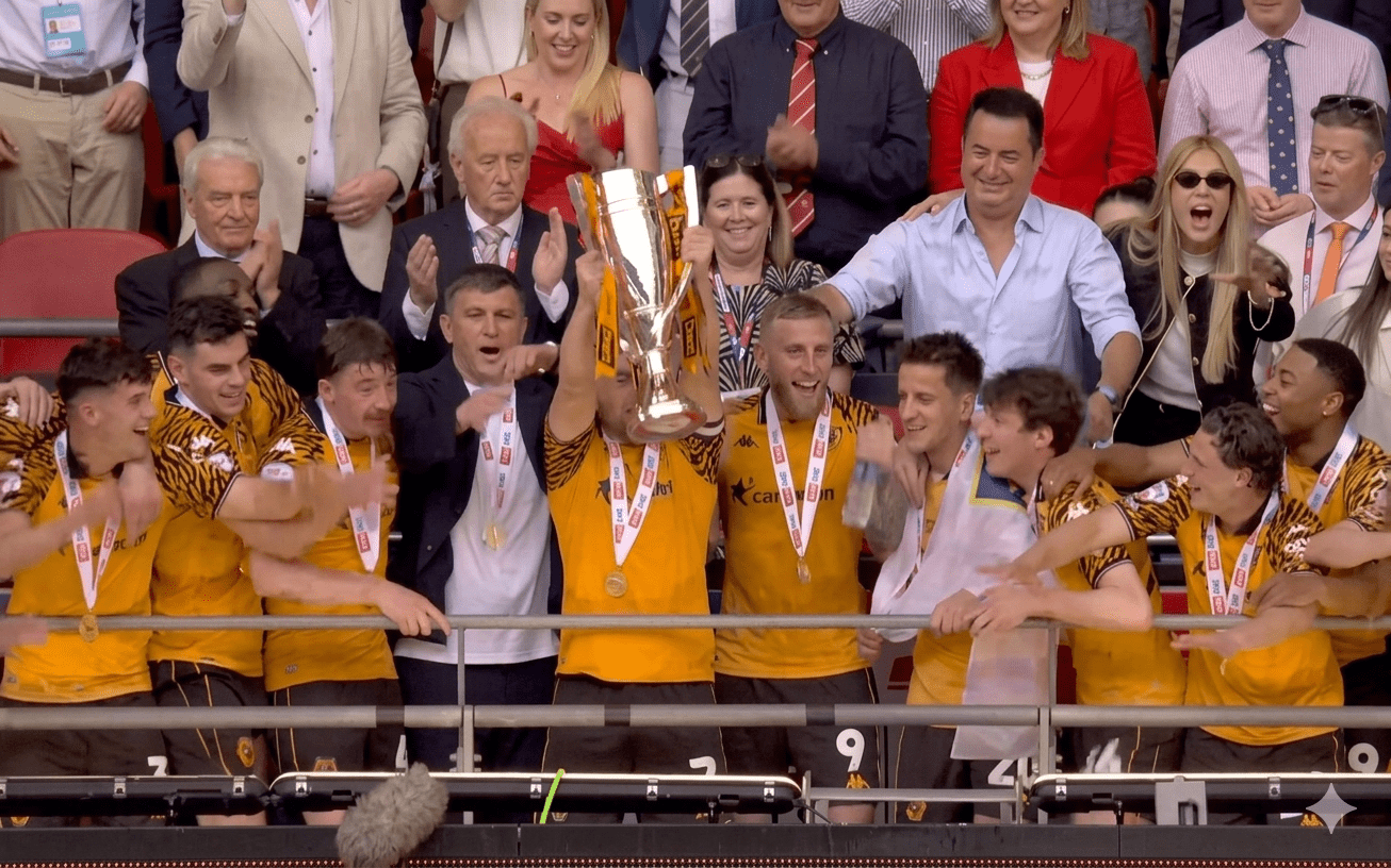 Acun Ilıcalı’nın takımı Hull City, Premier Lig’e çıkmayı başardı